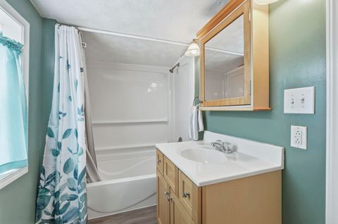 Tiny photo for 11184 S 250 West Road, Silver Lake, IN 46982 (MLS # 202601715)