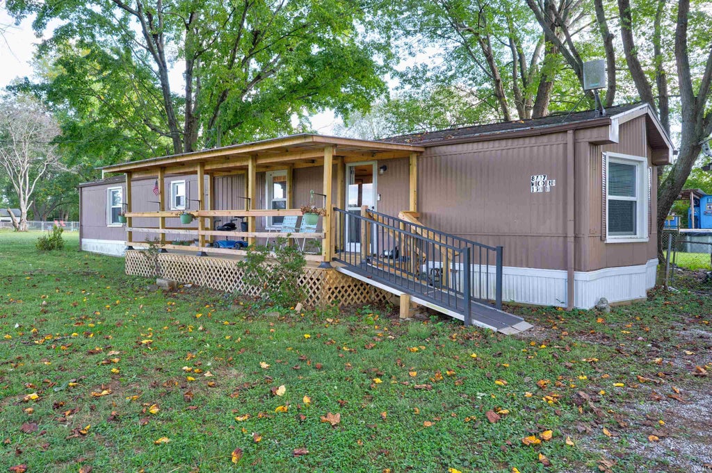 Photo of 8727 W County Road 150 N, Richland, IN 47634 (MLS # 202639319)