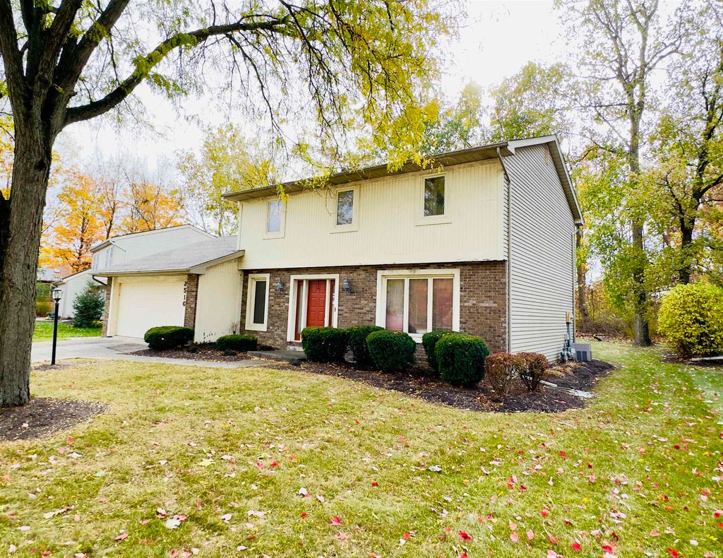 Photo of 3516 Stone Creek Run, Fort Wayne, IN 46804 (MLS # 202544713)