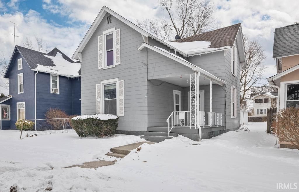 Photo of 855 E Washington Street, Frankfort, IN 46041 (MLS # 202603797)