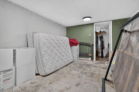 Tiny photo for 612 W MAIN Street, Greentown, IN 46936 (MLS # 202627099)