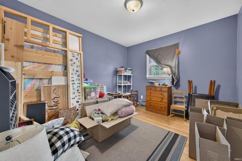 Tiny photo for 612 W MAIN Street, Greentown, IN 46936 (MLS # 202627099)