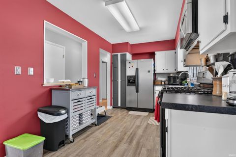 Tiny photo for 612 W MAIN Street, Greentown, IN 46936 (MLS # 202627099)
