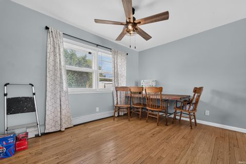Tiny photo for 612 W MAIN Street, Greentown, IN 46936 (MLS # 202627099)