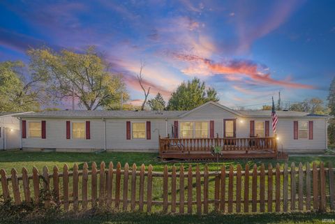 Tiny photo for 268 Green Street, Lafayette, IN 47905 (MLS # 202545063)