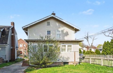 Tiny photo for 1112 Blaine Avenue, South Bend, IN 46616 (MLS # 202612538)