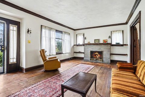 Tiny photo for 1112 Blaine Avenue, South Bend, IN 46616 (MLS # 202612538)