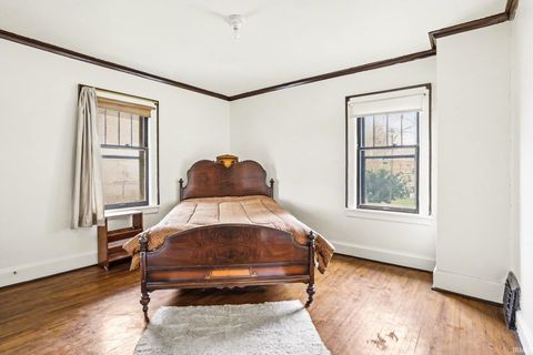 Tiny photo for 1112 Blaine Avenue, South Bend, IN 46616 (MLS # 202612538)