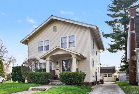 Tiny photo for 1112 Blaine Avenue, South Bend, IN 46616 (MLS # 202612538)