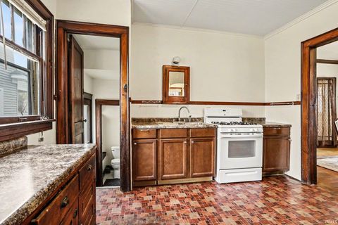 Tiny photo for 1112 Blaine Avenue, South Bend, IN 46616 (MLS # 202612538)