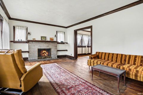 Tiny photo for 1112 Blaine Avenue, South Bend, IN 46616 (MLS # 202612538)