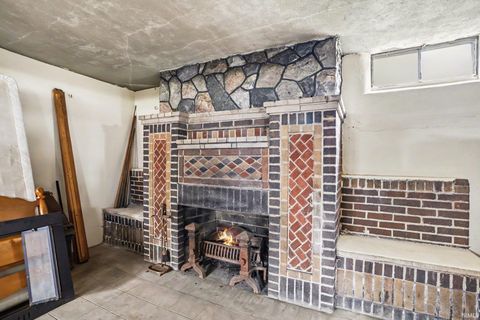 Tiny photo for 1112 Blaine Avenue, South Bend, IN 46616 (MLS # 202612538)