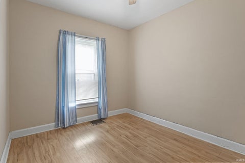 Tiny photo for 1409 N Woodridge Avenue, Muncie, IN 47304 (MLS # 202624730)