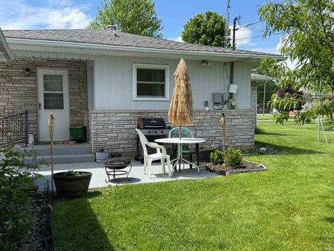 Tiny photo for 121 N Market Street, Francesville, IN 47946 (MLS # 202547854)