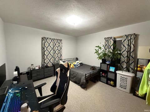 Tiny photo for 121 N Market Street, Francesville, IN 47946 (MLS # 202547854)