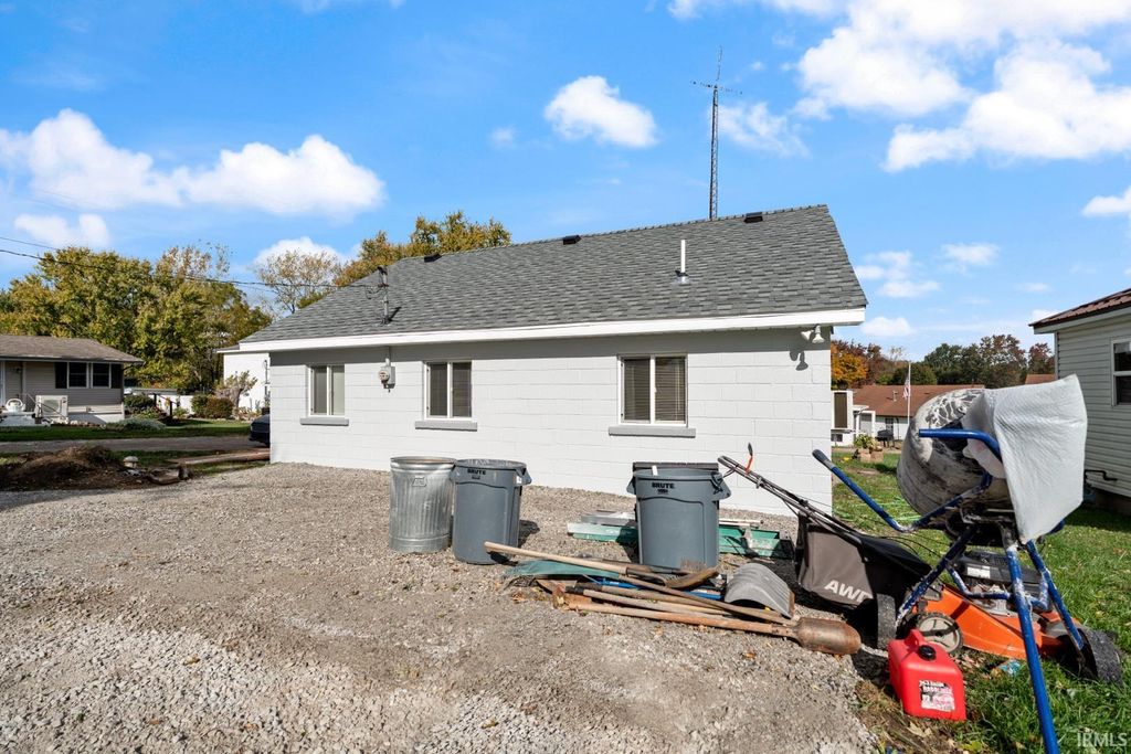 Photo of 8727 S Hill Drive, Silver Lake, IN 46982 (MLS # 202541968)