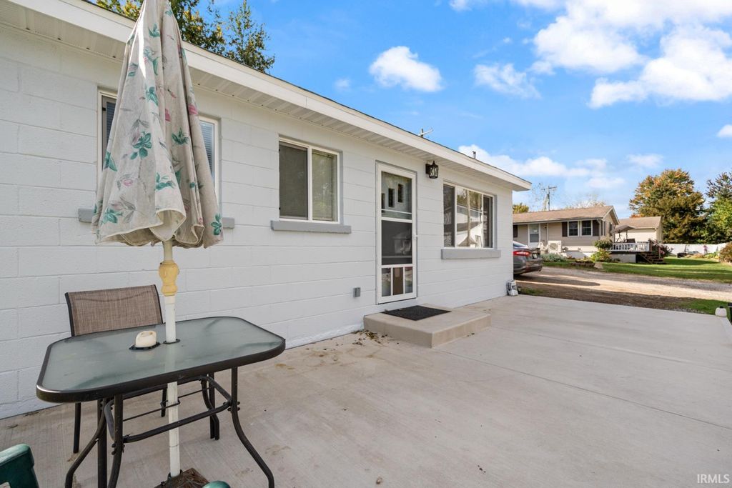 Photo of 8727 S Hill Drive, Silver Lake, IN 46982 (MLS # 202541968)