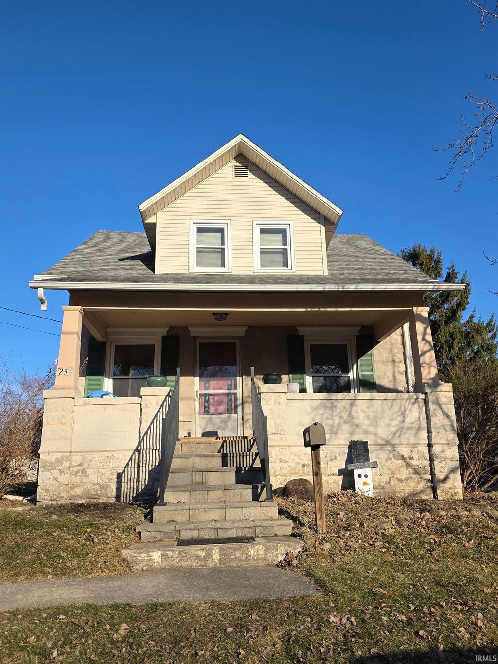 Photo of 254 Center Street, Auburn, IN 46706 (MLS # 202606803)