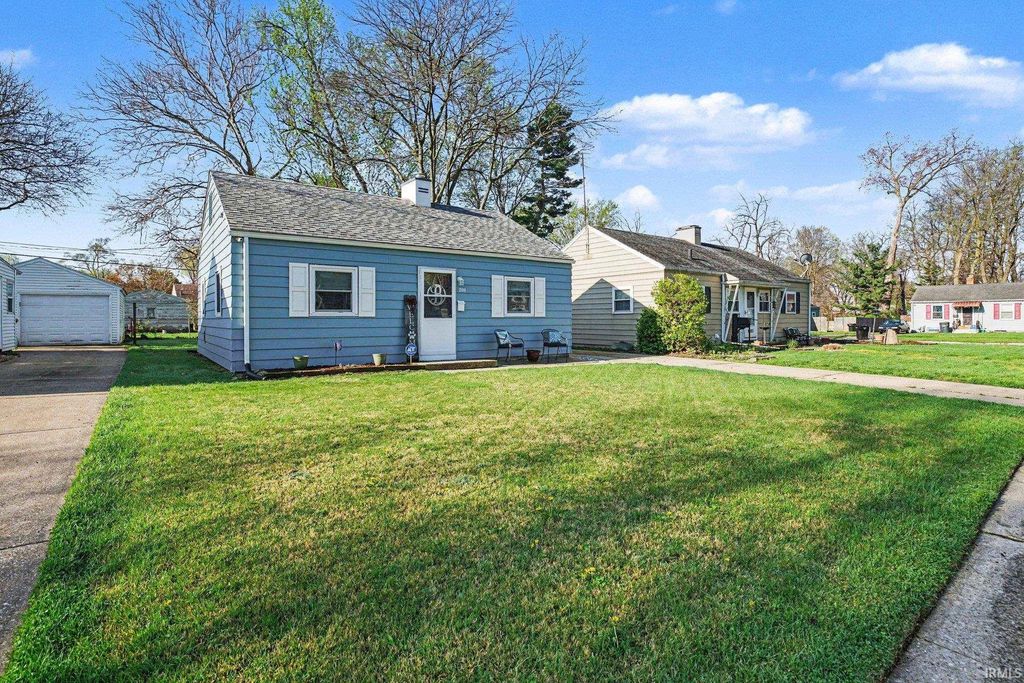 Photo of 208 Luelde Street, South Bend, IN 46614 (MLS # 202613775)