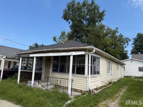 Photo of 1405 5th Street, Bedford, IN 47421 (MLS # 202638809)