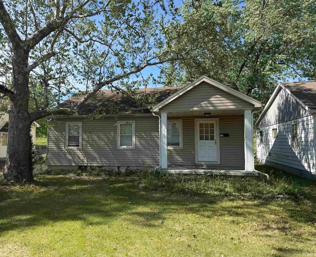 Photo of 32 Tulip Avenue, Evansville, IN 47711 (MLS # 202613730)