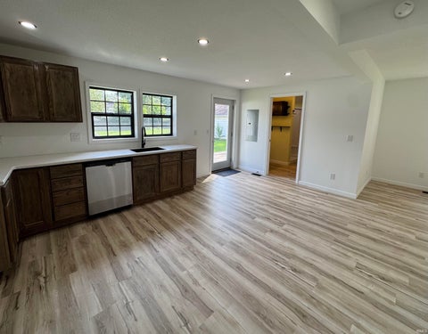 Tiny photo for 1219 W Madison Street, Kokomo, IN 46901 (MLS # 202633960)