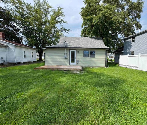Tiny photo for 1219 W Madison Street, Kokomo, IN 46901 (MLS # 202633960)