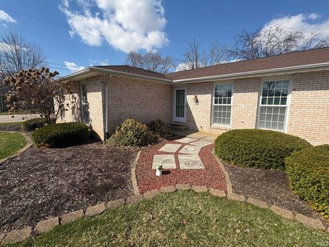 Tiny photo for 1316 Oriole Drive, Warsaw, IN 46580 (MLS # 202608686)