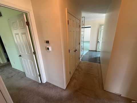 Tiny photo for 1316 Oriole Drive, Warsaw, IN 46580 (MLS # 202608686)