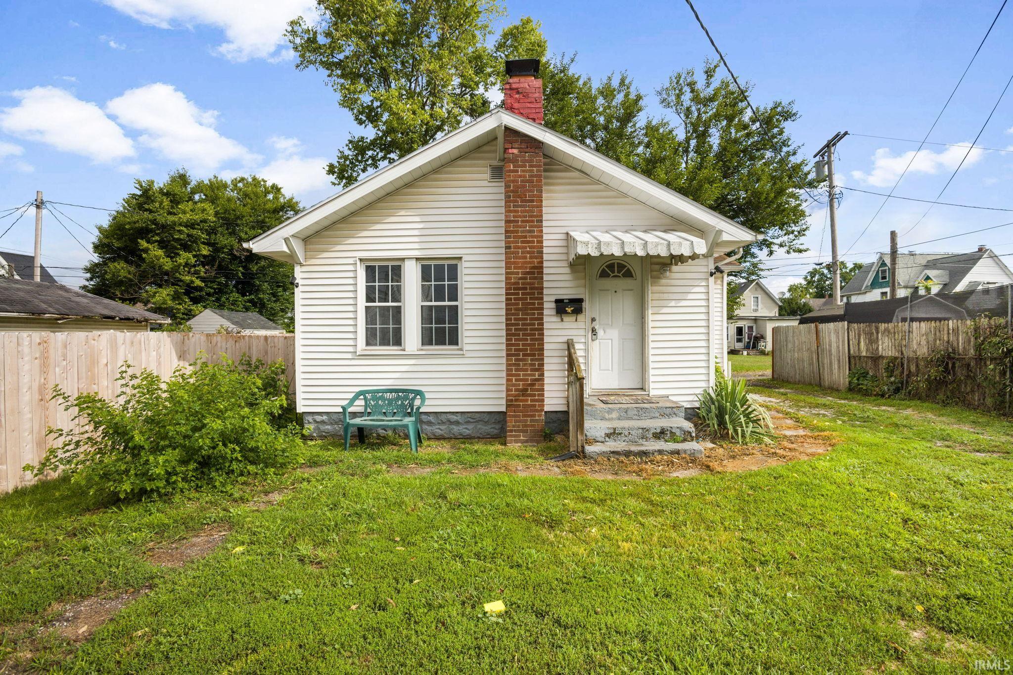 Mishawaka, Indiana 46544, United States, 6 Bedrooms Bedrooms, ,3 BathroomsBathrooms,Residential,Pending,199144