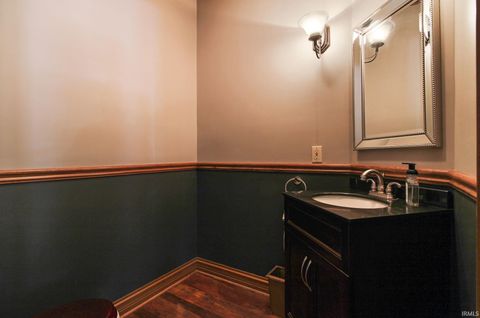 Tiny photo for 186 Champagne Court, Kokomo, IN 46901 (MLS # 202542631)