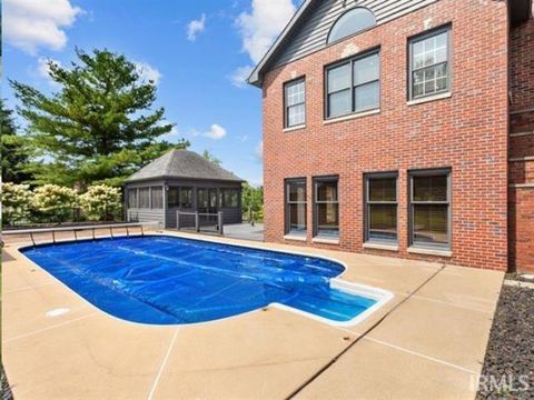 Tiny photo for 186 Champagne Court, Kokomo, IN 46901 (MLS # 202542631)