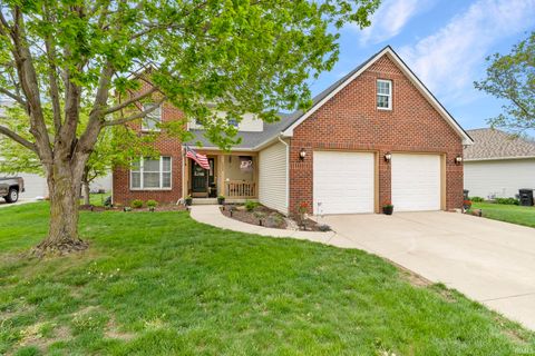 Photo of 3322 S Crosspoint Court, Lafayette, IN 47909 (MLS # 202613601)