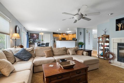 Tiny photo for 3322 S Crosspoint Court, Lafayette, IN 47909 (MLS # 202613601)