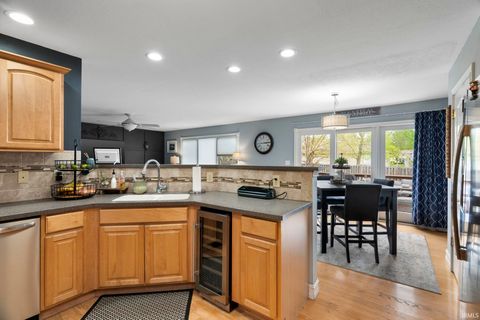 Tiny photo for 3322 S Crosspoint Court, Lafayette, IN 47909 (MLS # 202613601)