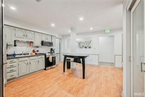 Tiny photo for 128 W Walnut Street, Kokomo, IN 46901 (MLS # 202613864)