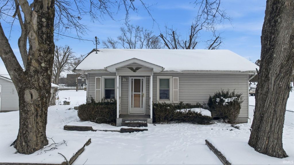 Photo of 20720 S Lake Drive, Walkerton, IN 46574 (MLS # 202603391)