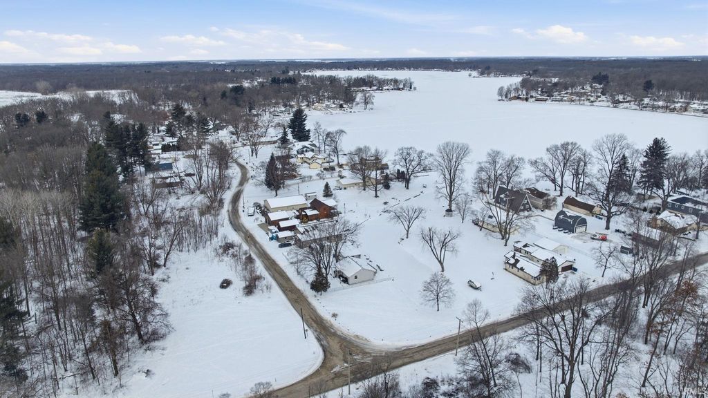 Photo of 20720 S Lake Drive, Walkerton, IN 46574 (MLS # 202603391)