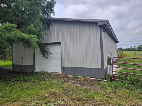 Tiny photo for 3548 N 600 E Road, Rochester, IN 46975 (MLS # 202639304)