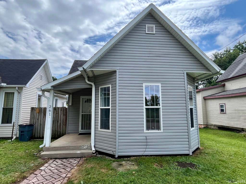 Photo of 261 W 8Th Street, Peru, IN 46970 (MLS # 202631263)