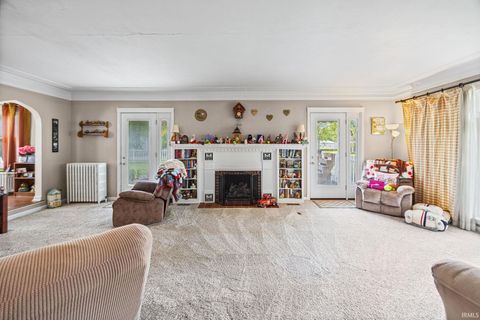Tiny photo for 1005 E Monroe Street, Delphi, IN 46923 (MLS # 202616944)