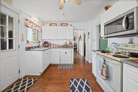 Tiny photo for 1005 E Monroe Street, Delphi, IN 46923 (MLS # 202616944)