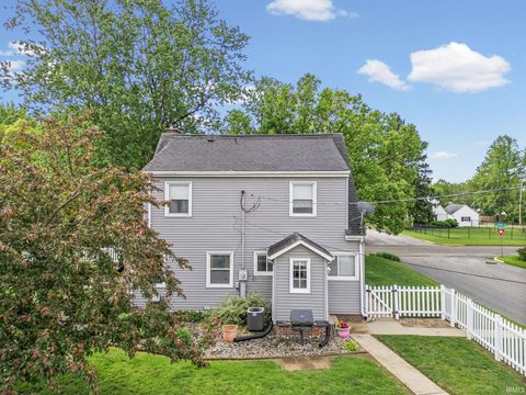 Tiny photo for 1005 E Monroe Street, Delphi, IN 46923 (MLS # 202616944)