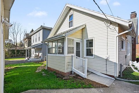 Tiny photo for 126 Gernhart Avenue, Mishawaka, IN 46544 (MLS # 202612761)