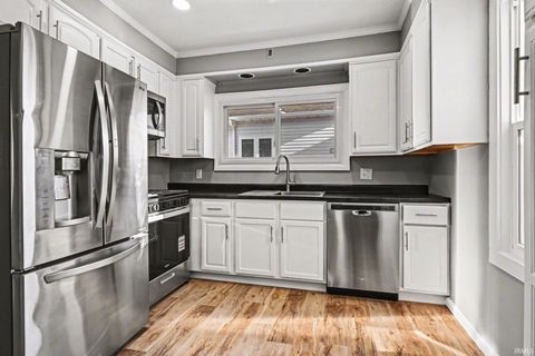 Tiny photo for 126 Gernhart Avenue, Mishawaka, IN 46544 (MLS # 202612761)