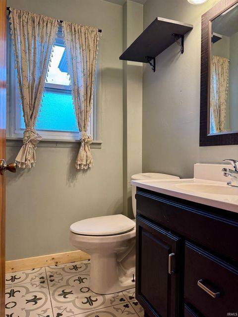 Tiny photo for 1500 Jefferson Street, Rochester, IN 46975 (MLS # 202538532)