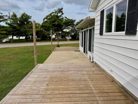 Tiny photo for 1500 Jefferson Street, Rochester, IN 46975 (MLS # 202538532)