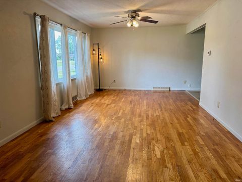 Tiny photo for 1500 Jefferson Street, Rochester, IN 46975 (MLS # 202538532)