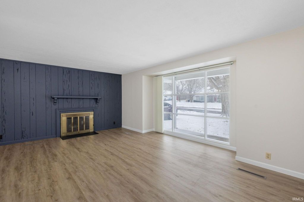 Photo of 2909 Hilltop Drive, South Bend, IN 46614 (MLS # 202601559)