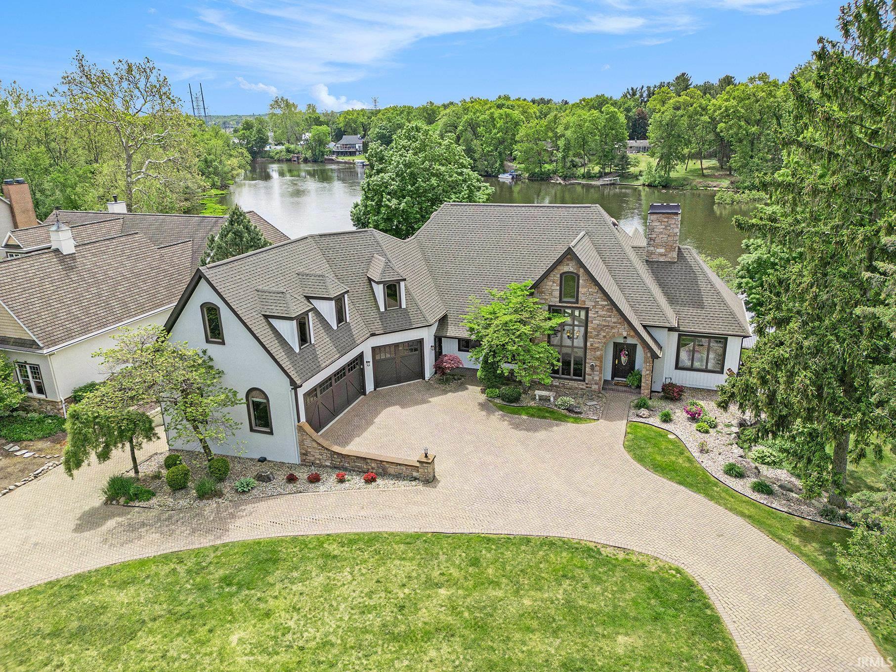 Bristol, Indiana 46507, United States, 4 Bedrooms Bedrooms, ,4 BathroomsBathrooms,Residential,Active,140272